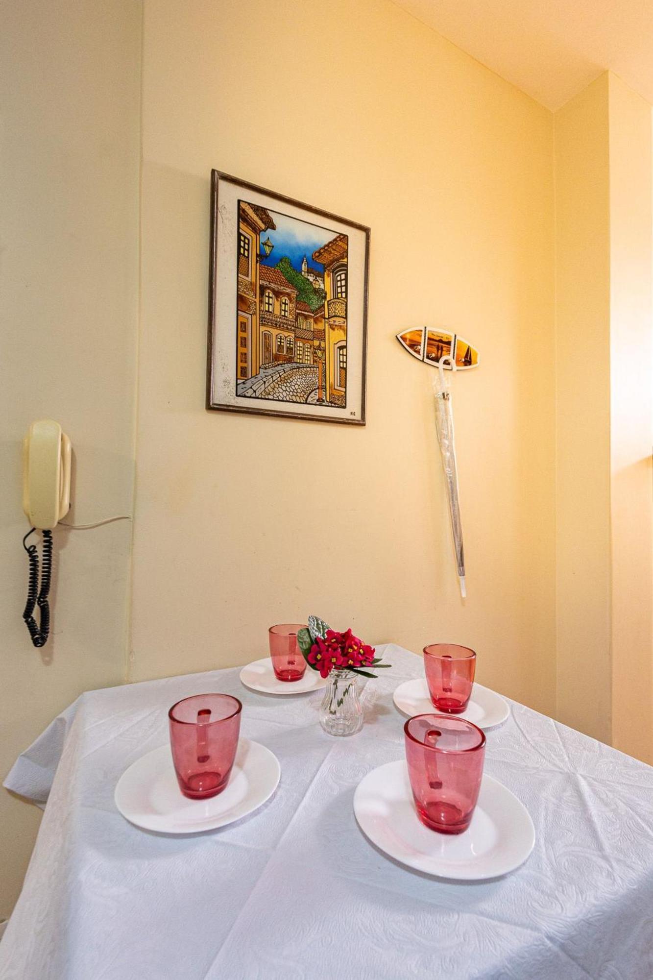 Apartamento Copacabana 200M Da Praia - Wifi Gratis - Cp5 Рио де Жанейро Екстериор снимка
