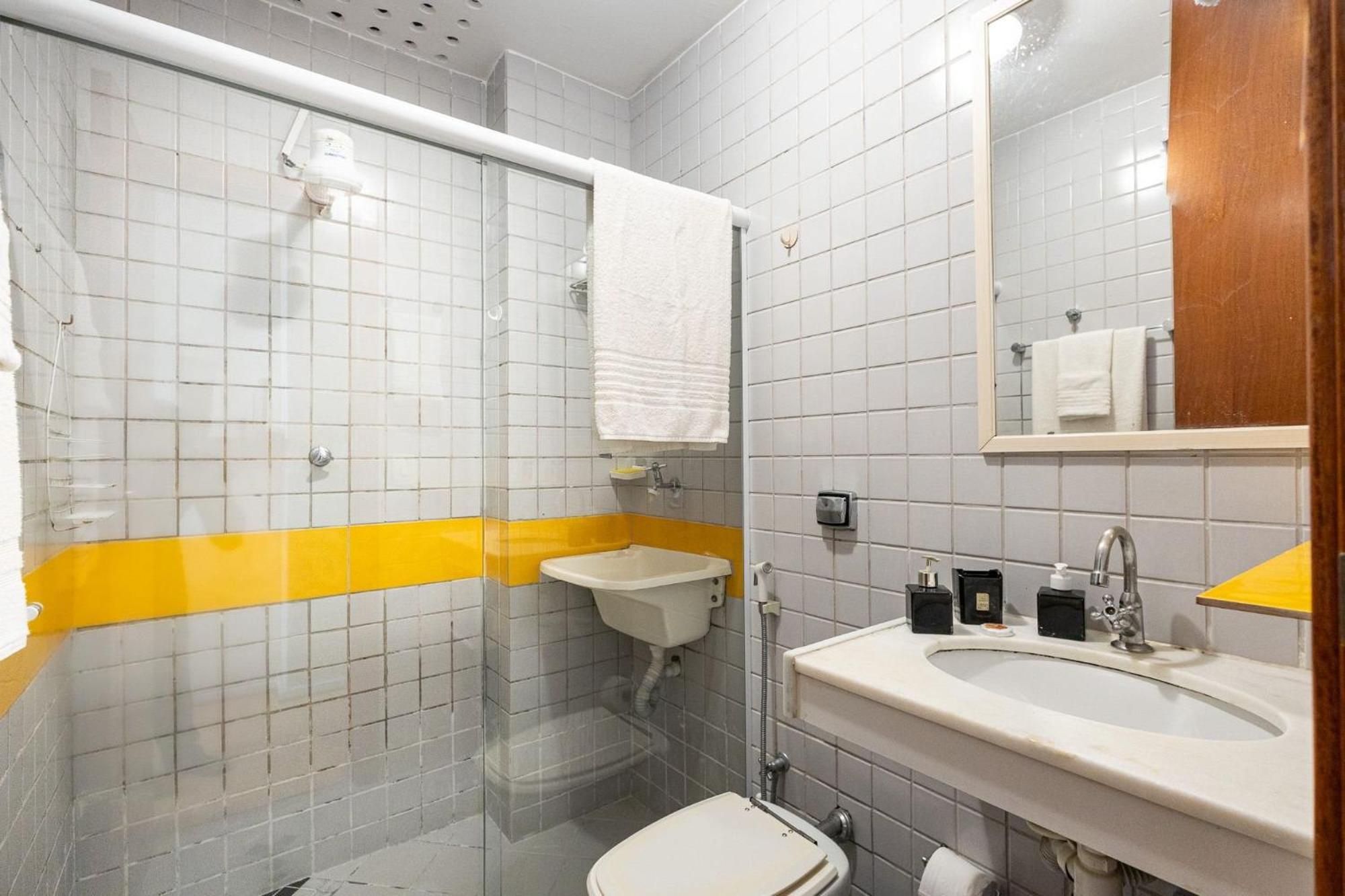 Apartamento Copacabana 200M Da Praia - Wifi Gratis - Cp5 Рио де Жанейро Екстериор снимка