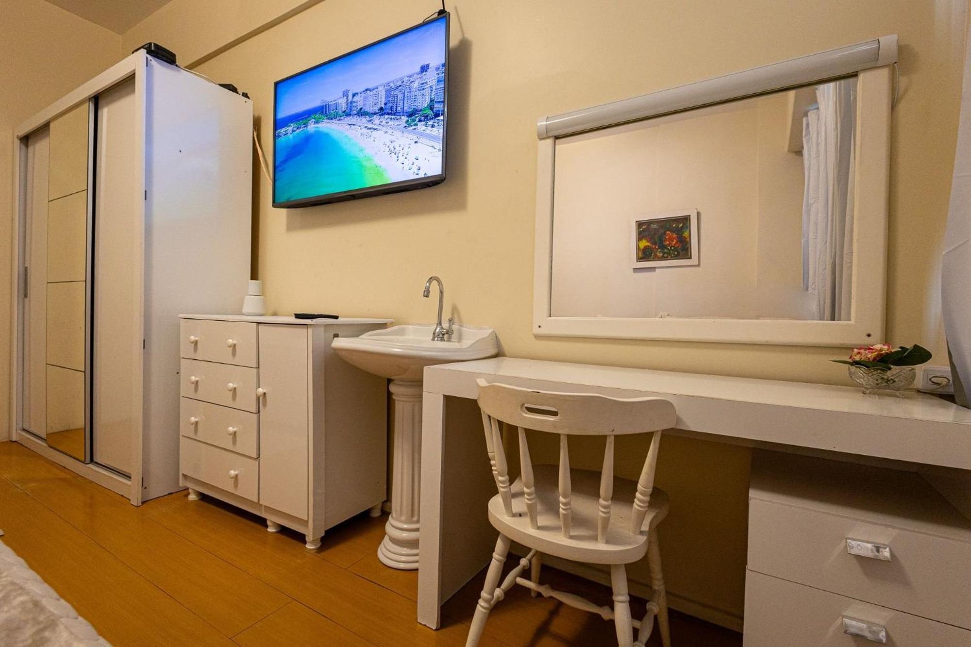 Apartamento Copacabana 200M Da Praia - Wifi Gratis - Cp5 Рио де Жанейро Екстериор снимка